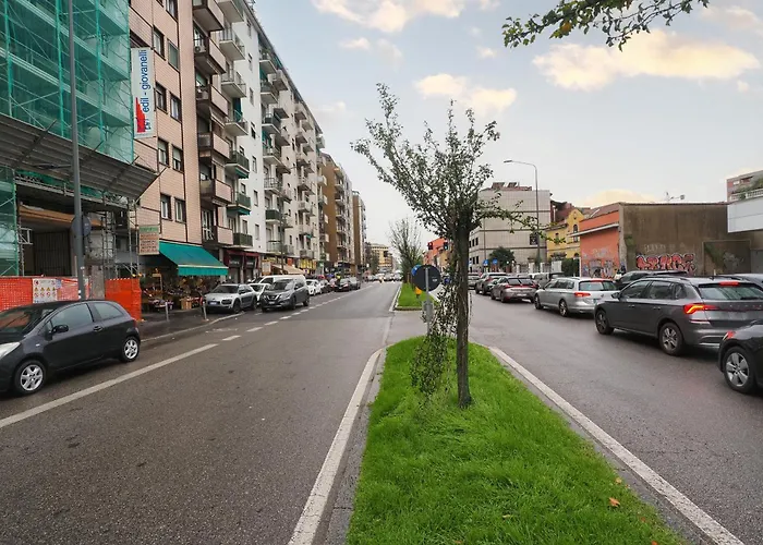 Apartament Primopiano - Monza 212 *